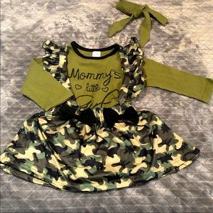 Baby girl 3 piece outfit size 12-18 Months